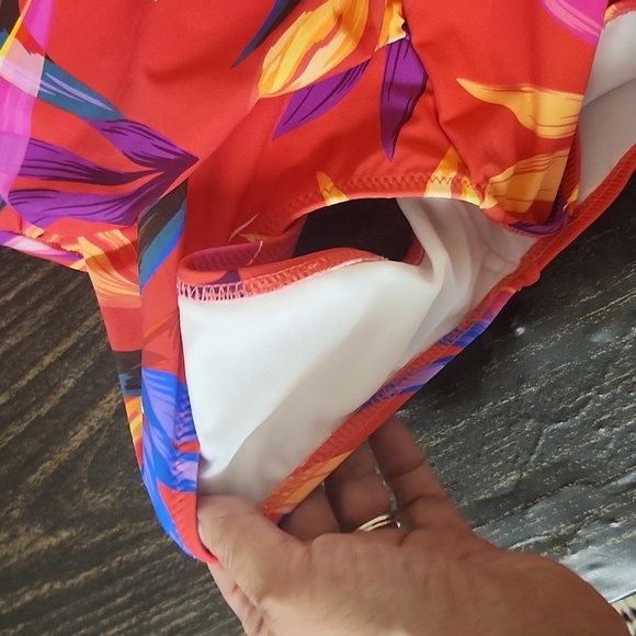 Profile by Gottex Paradise One Piece Size 12 D SLIMMING EUC - Picture 11 of 11